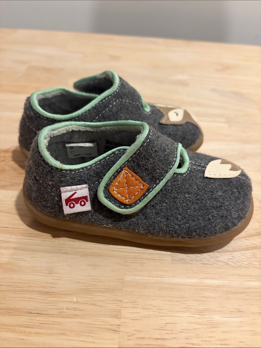 See Kai Run Gray Fox Slip-On Shoes with Mint Trim - Picture 2 of 5